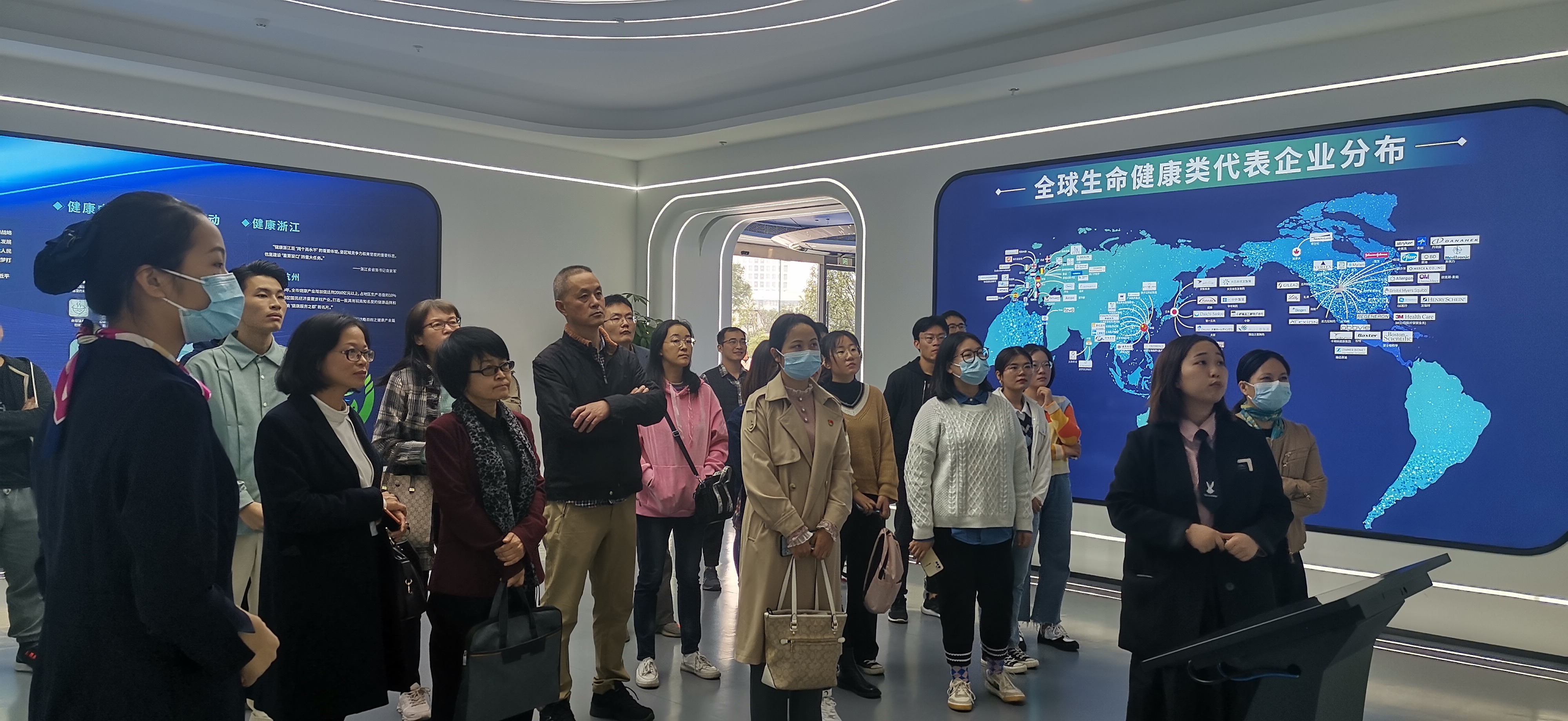 1635149443412383.jpg 1635149443412383.jpg