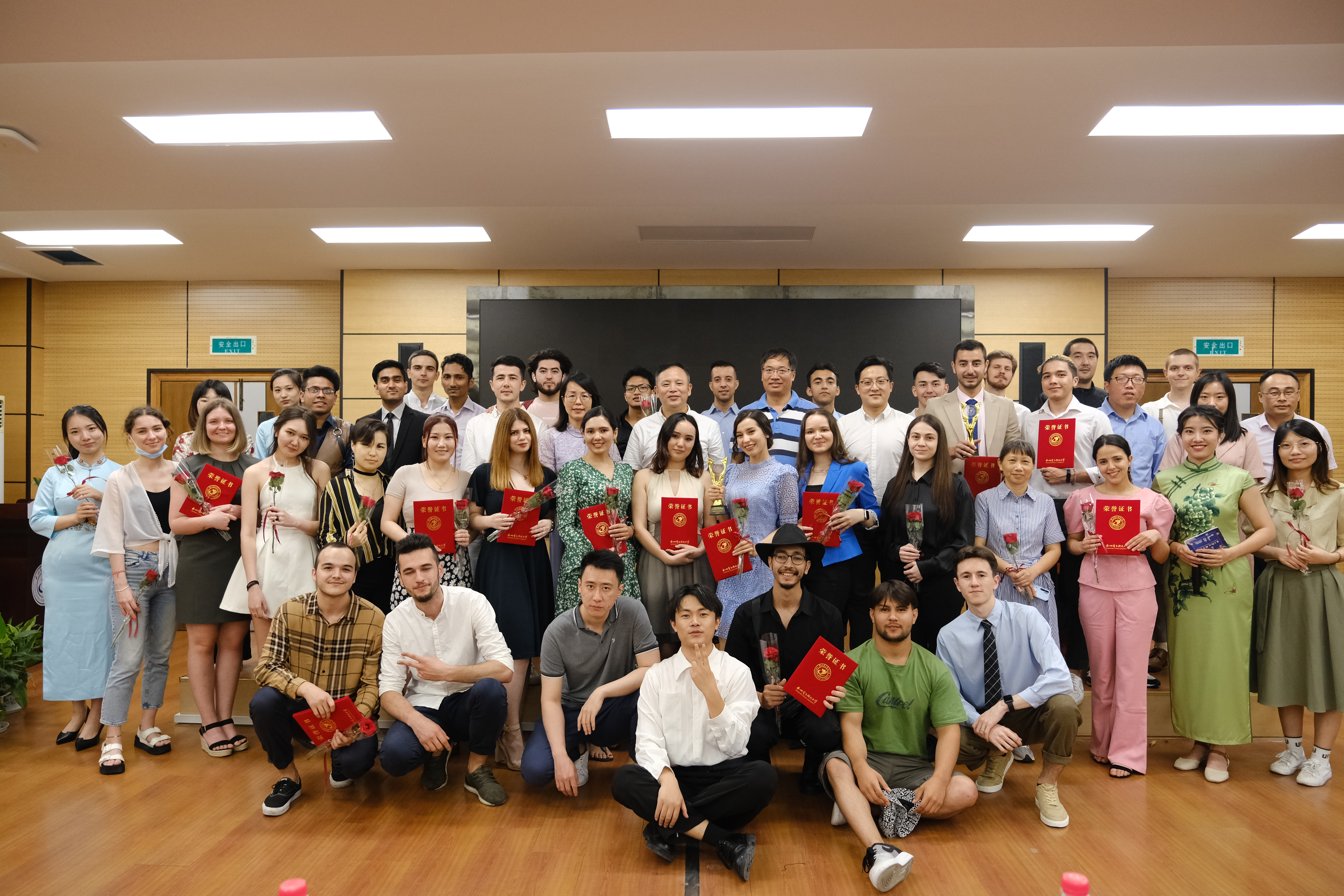 1656124702902761.jpg 1656124702902761.jpg