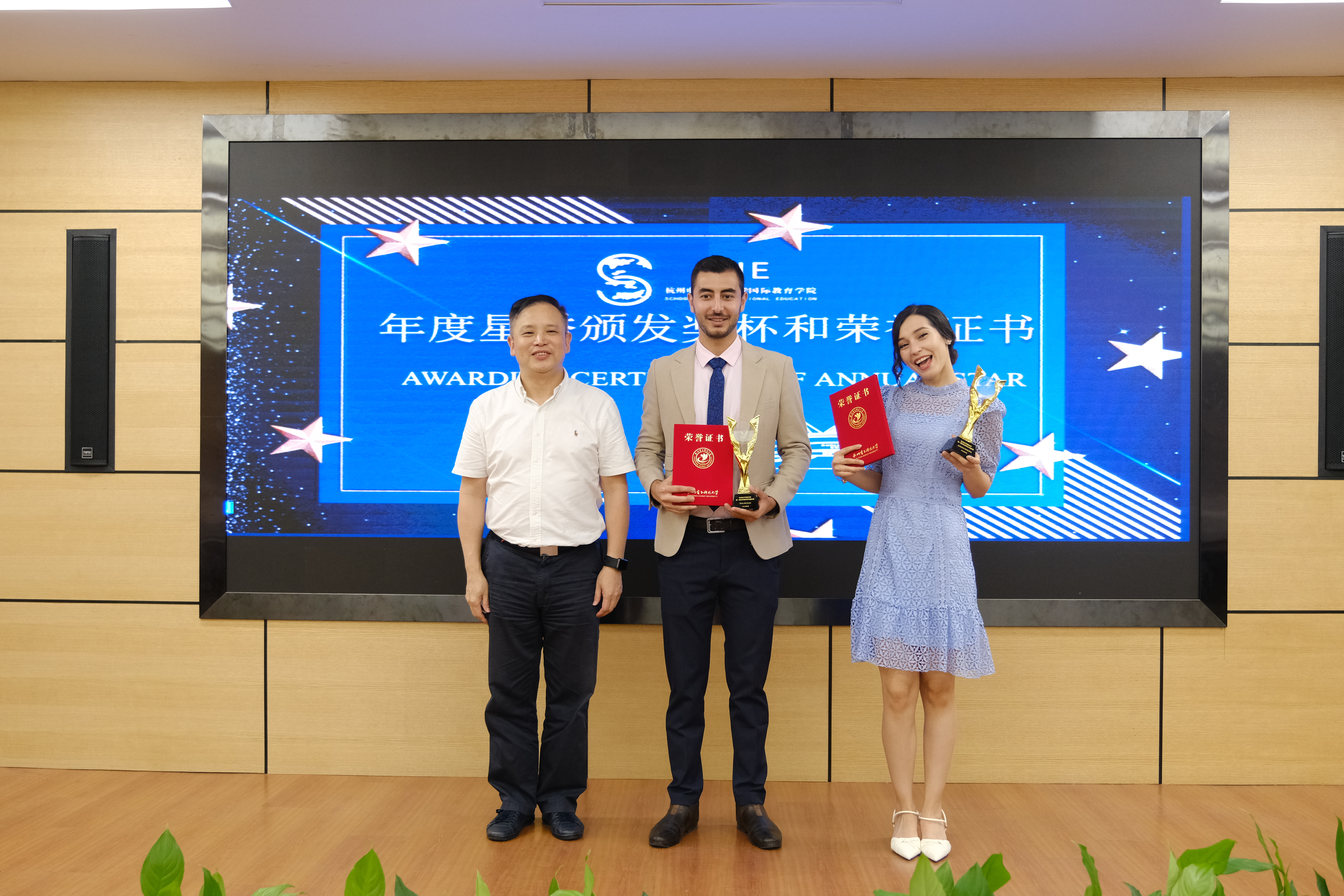 1656124652920139.jpg 1656124652920139.jpg