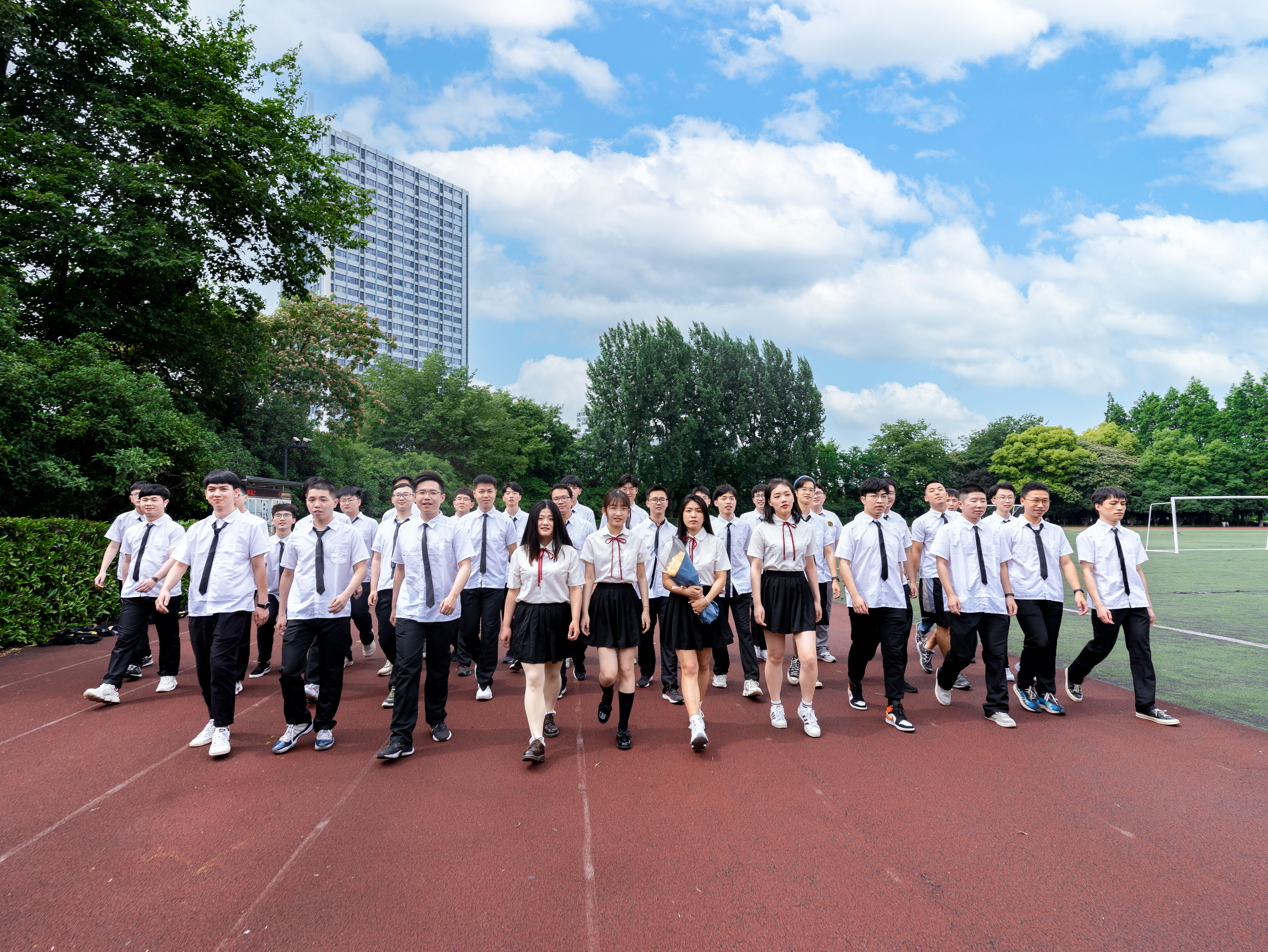 1624610304311712.jpg 1624610304311712.jpg