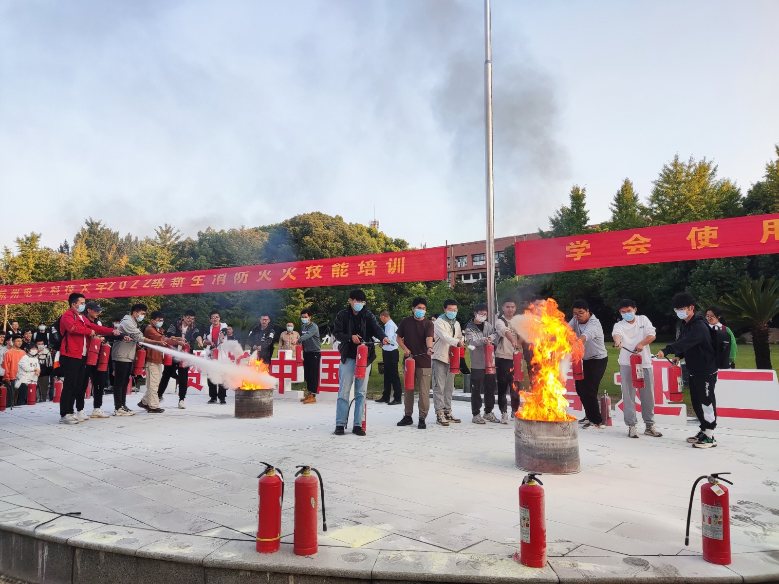 1666857533399927.jpg 1666857533399927.jpg