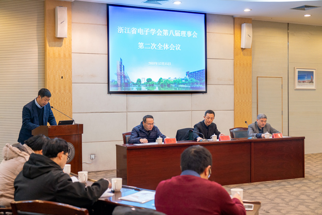 1545187164639334.jpg 17220618.jpg