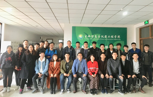 生仪学院召开学生科研专题研讨会暨优秀学长经验交流会_副本.jpg