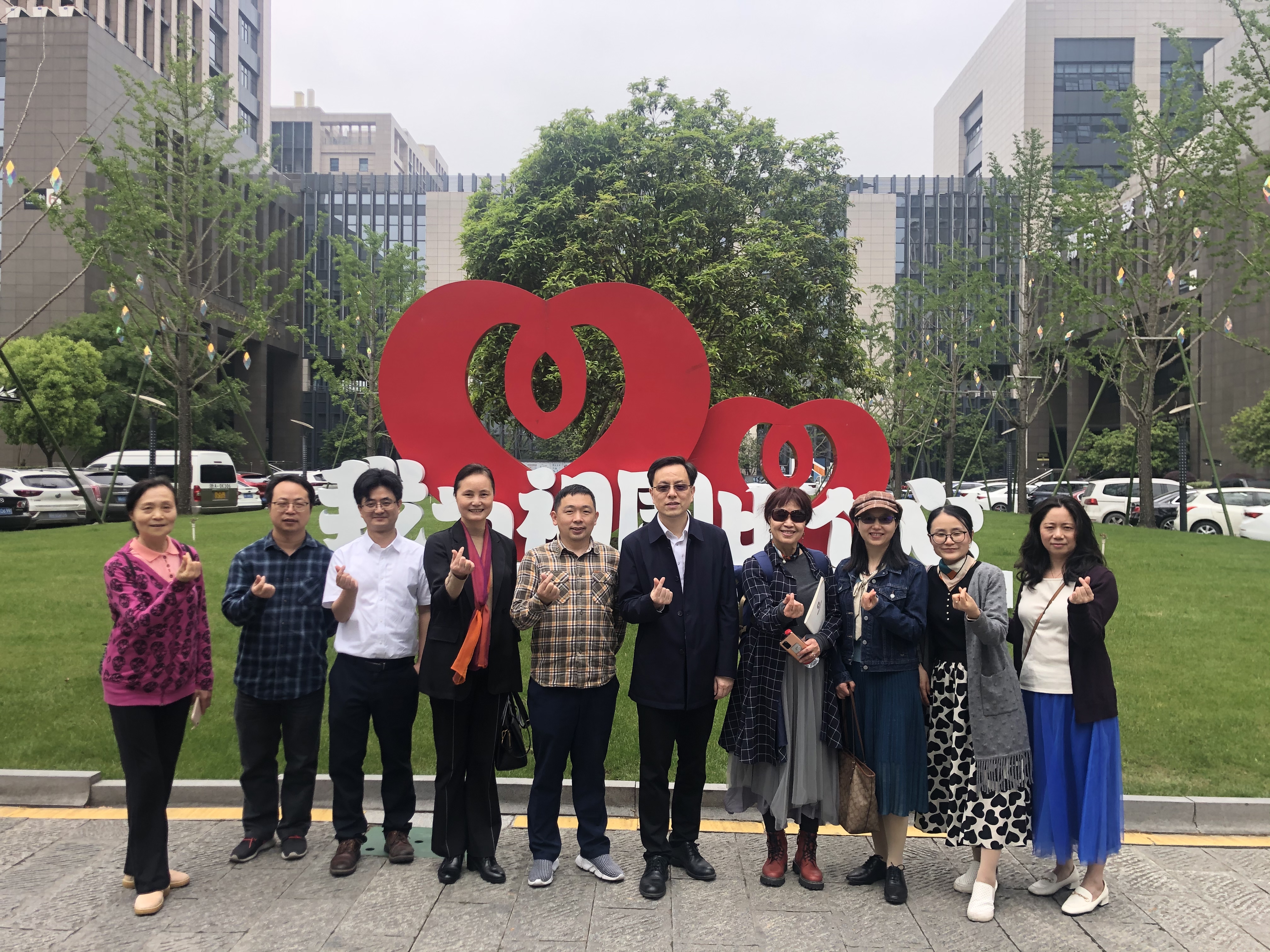 1620358142140496.jpg 1620358142140496.jpg