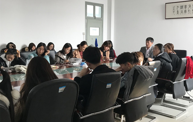 学术道德宣讲会照片1_副本.jpg