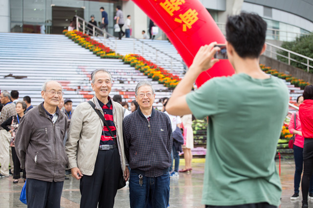 姬晨摄_副本.jpg