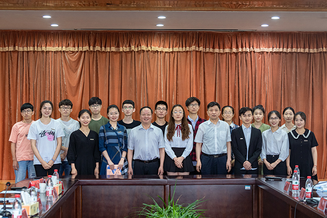 1561089812108732.jpg 18031243-焦点摄影-张思念-68.jpg