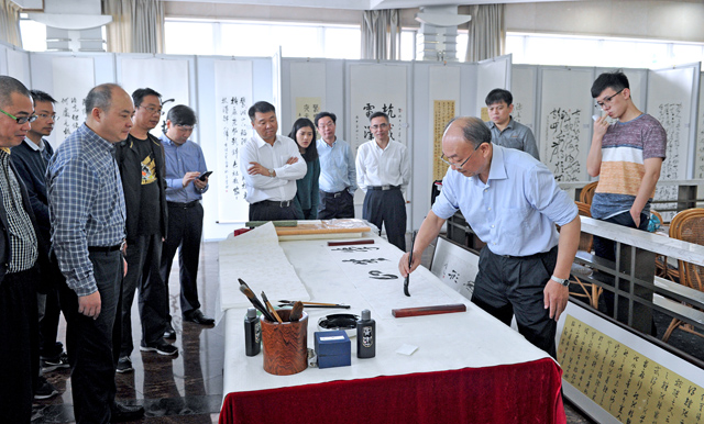 1477450387127876.jpg 2.jpg