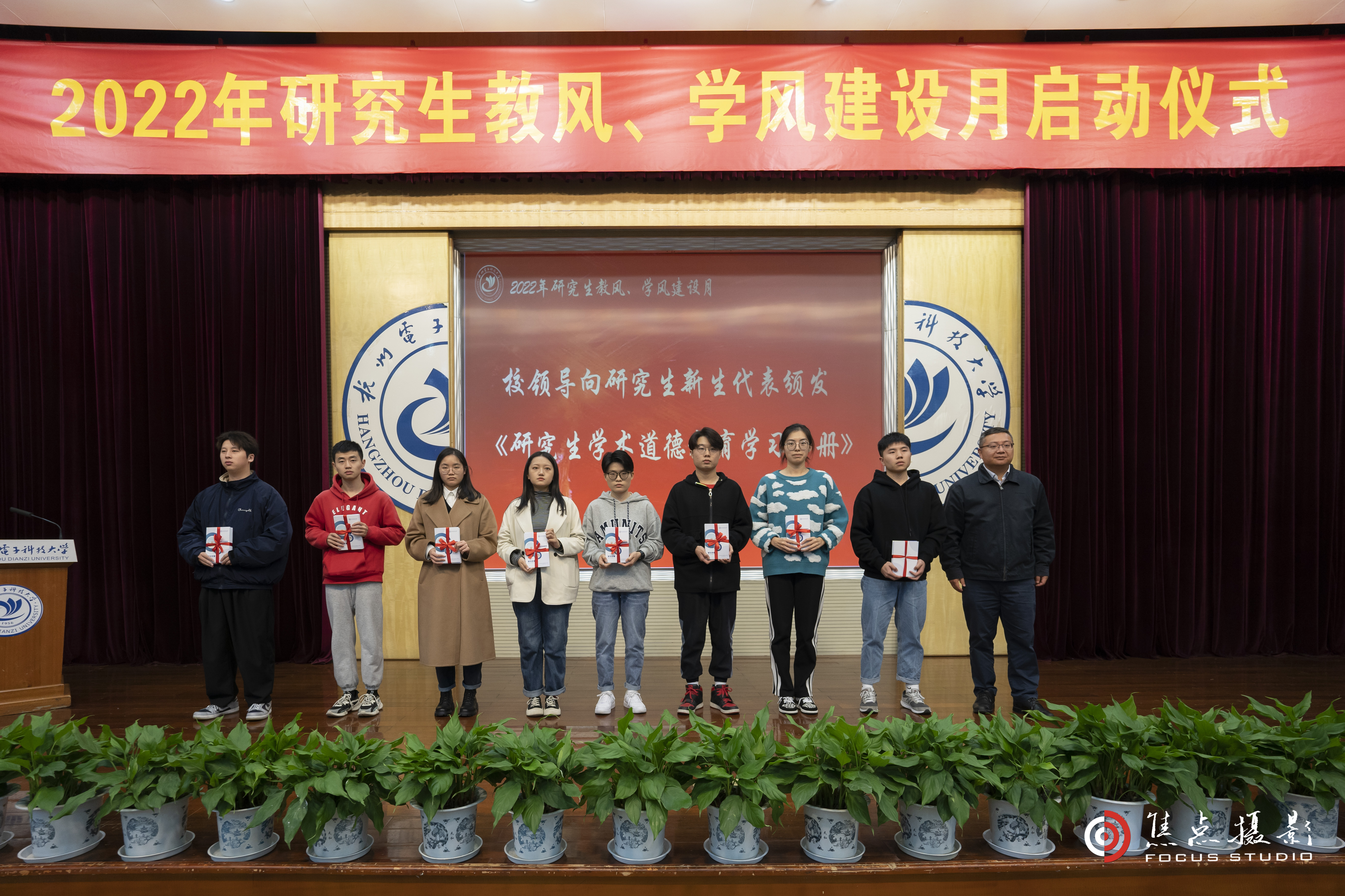 1669288423482957.jpg 1669288423482957.jpg