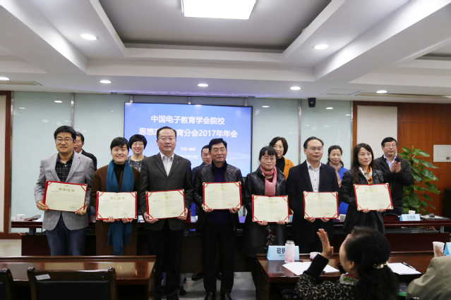 1511145365751255.jpg ce60dc8c-2d8b-4c8b-aea1-fd810265167c.jpg