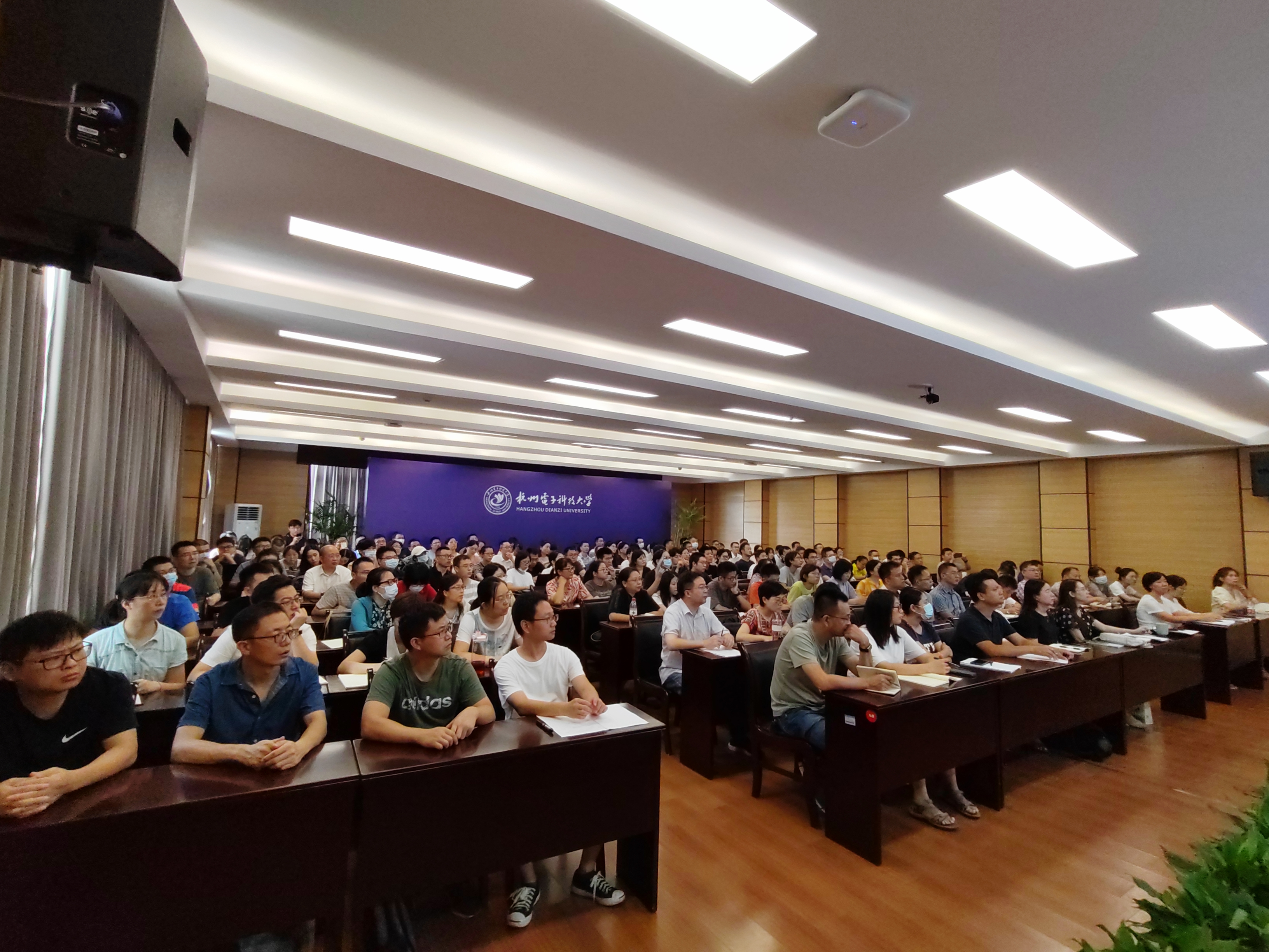 1631257396958212.jpg 1631257396958212.jpg