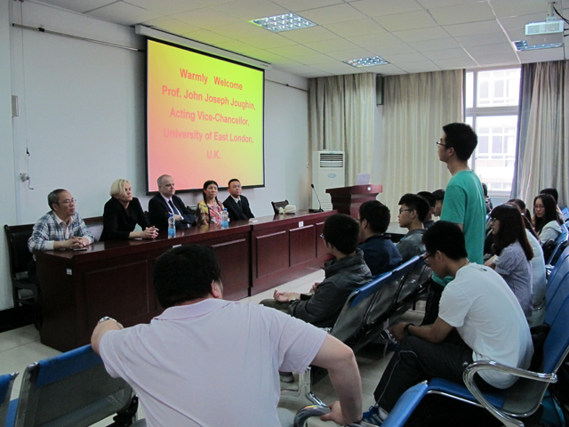 中英合作项目师生见面会.jpg