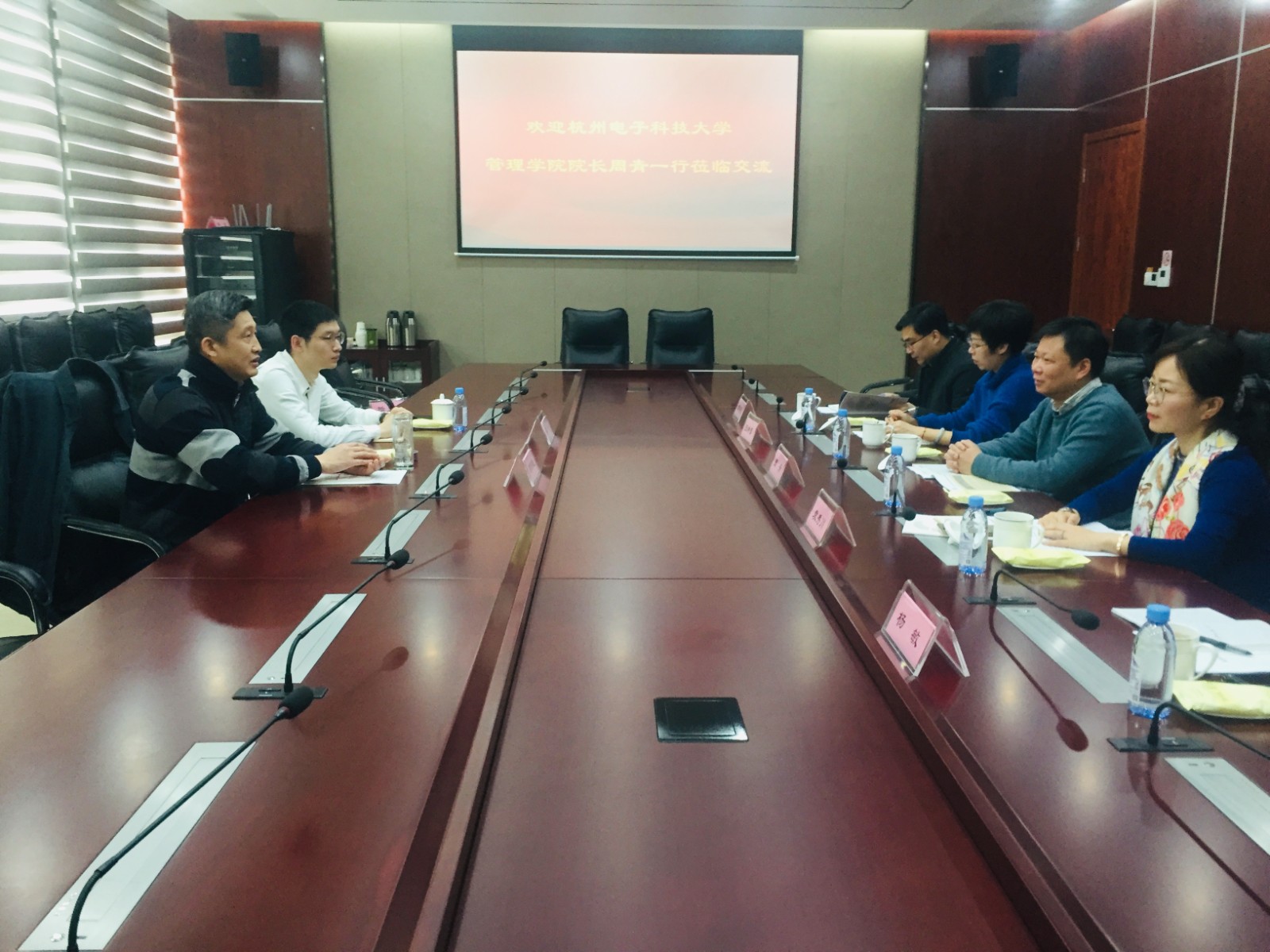 1615947817368918.jpg 1615947817368918.jpg