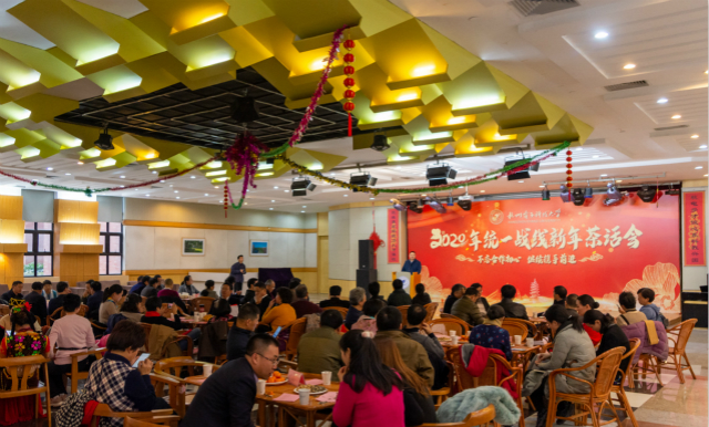 18051237 殷凯捷-2_meitu_1.jpg