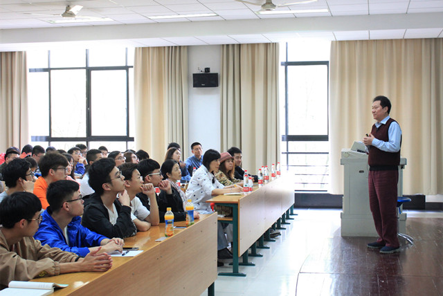 生命信息与仪器工程学院举行“趣味课堂”暨学风建设日系列活动_副本.jpg