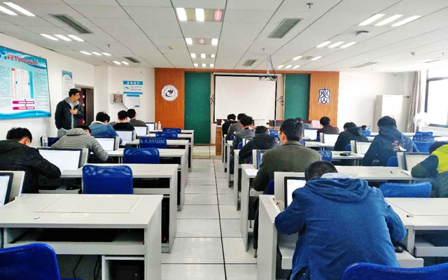 1524645185130142.jpg 招生复试1副本.jpg