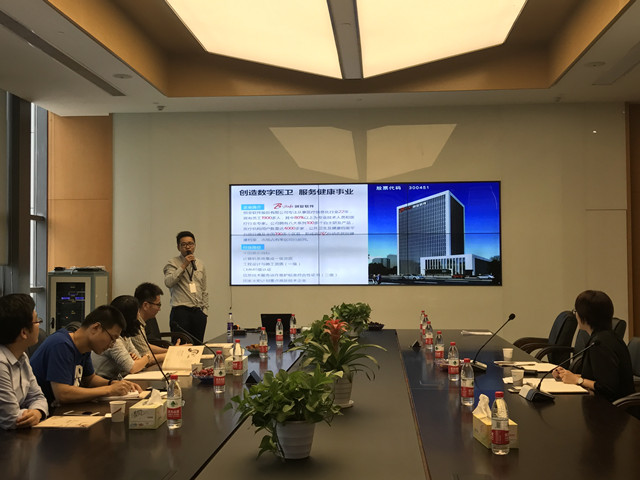 生仪学院组织师生走访企业加强校企合作_副本.jpg