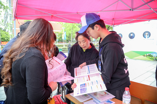 1523846506494836.jpg 陈萱萱17.jpg